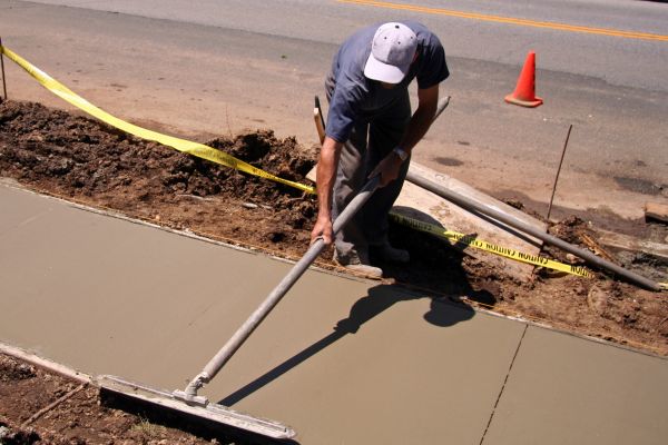Cost of Sidewalk Pouring in Fort Collins